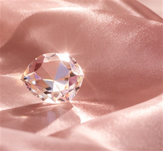 Solitaire crystal light ring